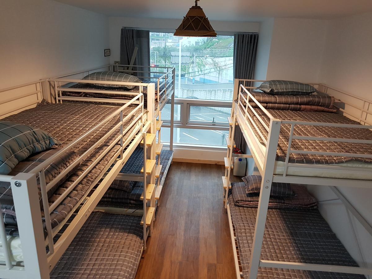 For You Hostel Йосу Экстерьер фото